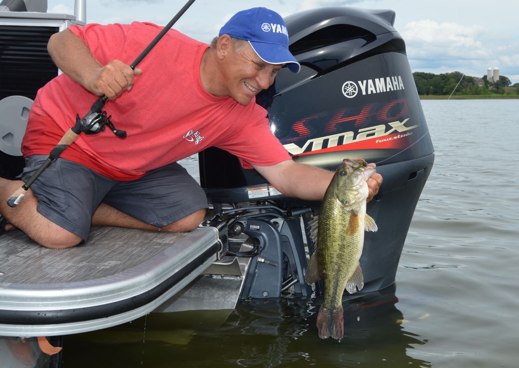 Pontoon fishing